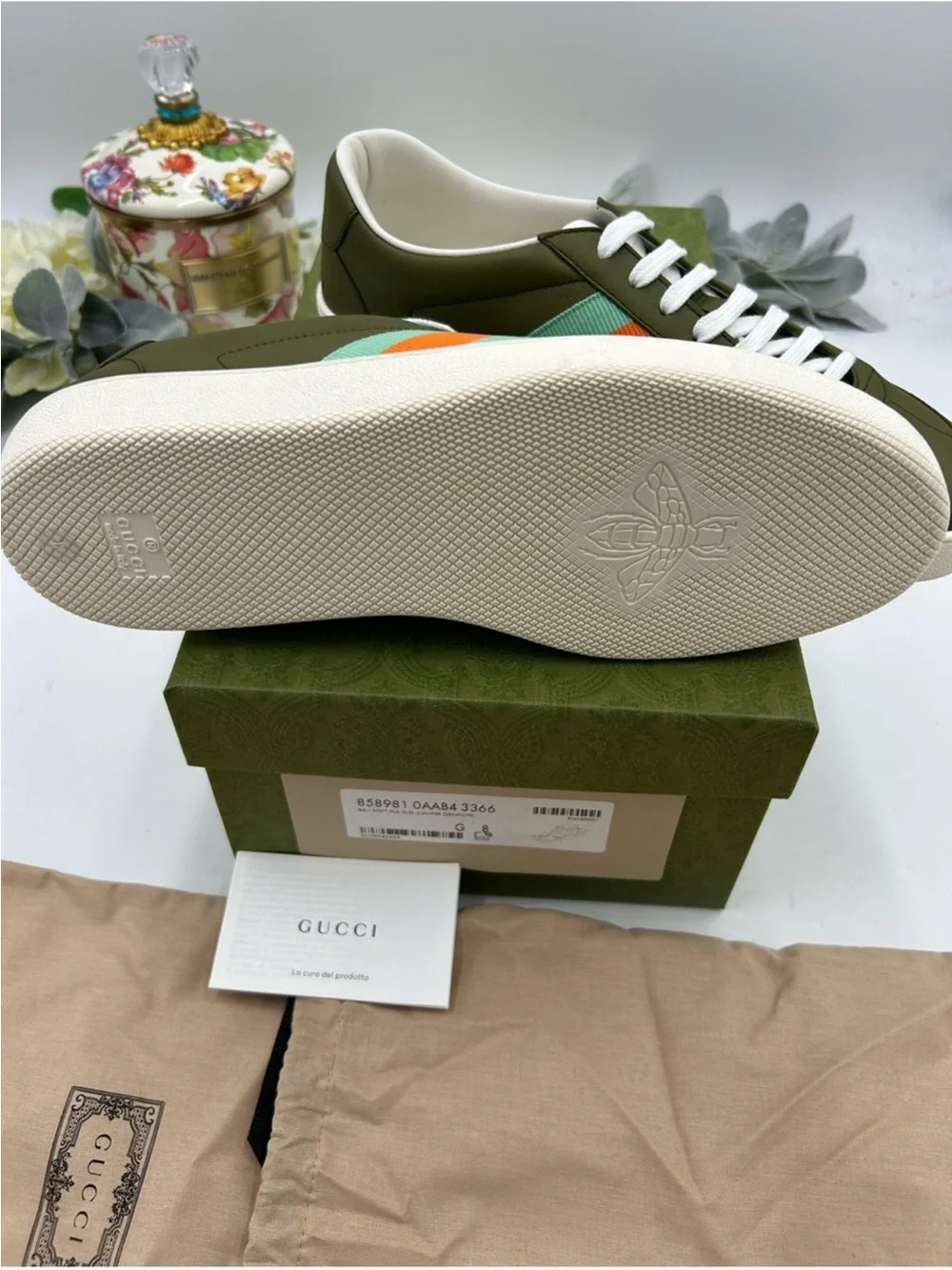 Men’s Gucci, leather web design sneakers size 8, fits nine US Italy